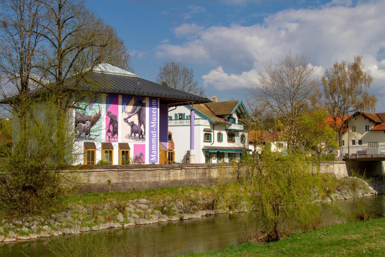 Hotel Gasthof Forelle Siegsdorf Exterior foto